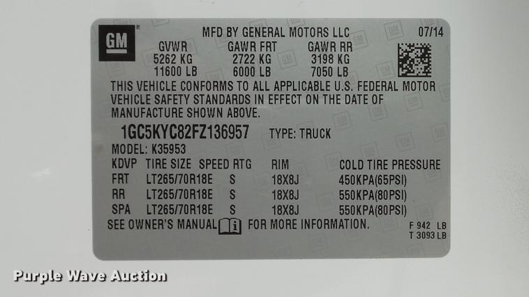 image for item DE4968 2015 Chevrolet Silverado 3500HD Double Cab flatbed pickup truck