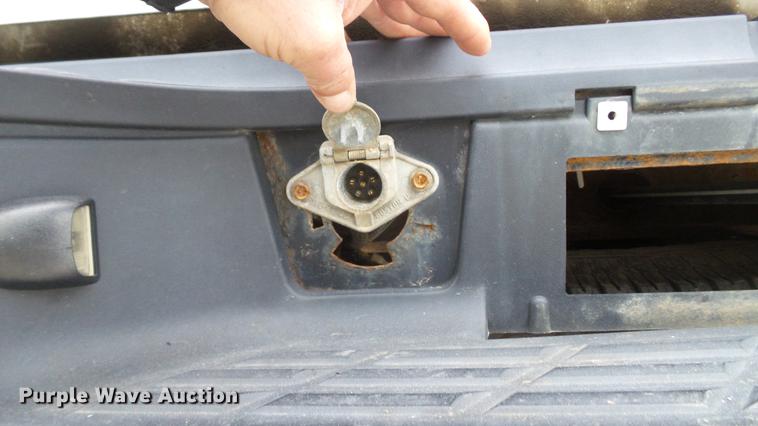 image for item DE4972 2008 GMC Sierra 2500HD pickup truck