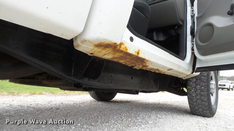 image for item DE4972 2008 GMC Sierra 2500HD pickup truck