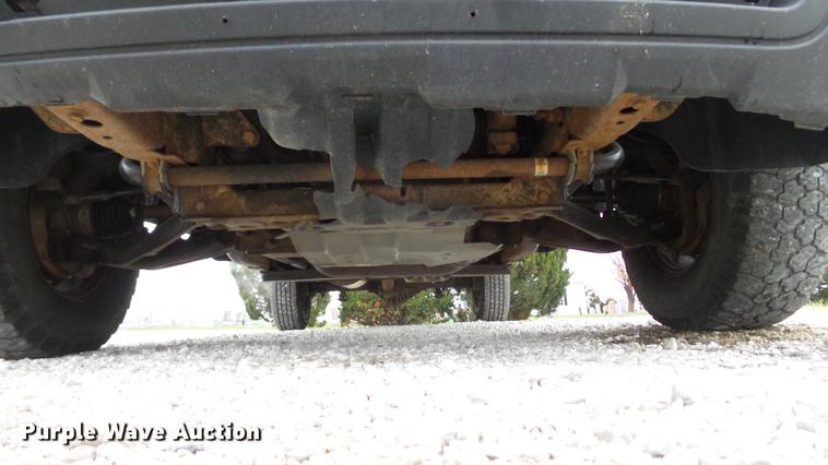 image for item DE4972 2008 GMC Sierra 2500HD pickup truck