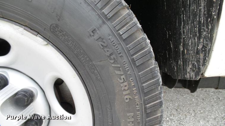 image for item DE4972 2008 GMC Sierra 2500HD pickup truck