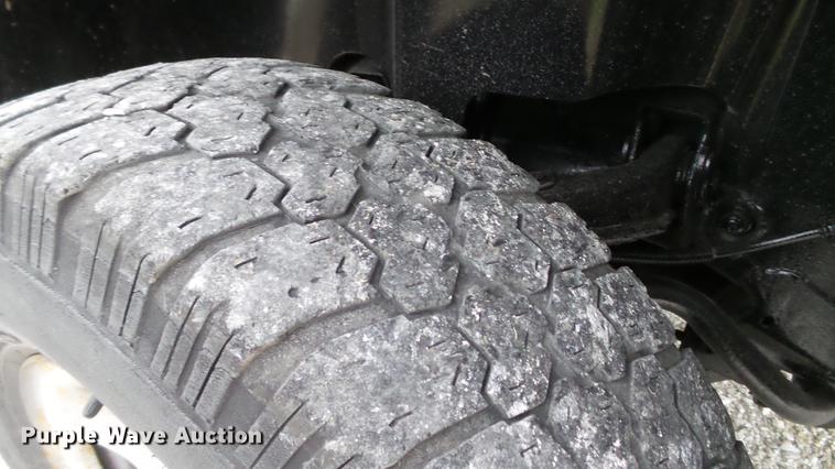 image for item DE4972 2008 GMC Sierra 2500HD pickup truck