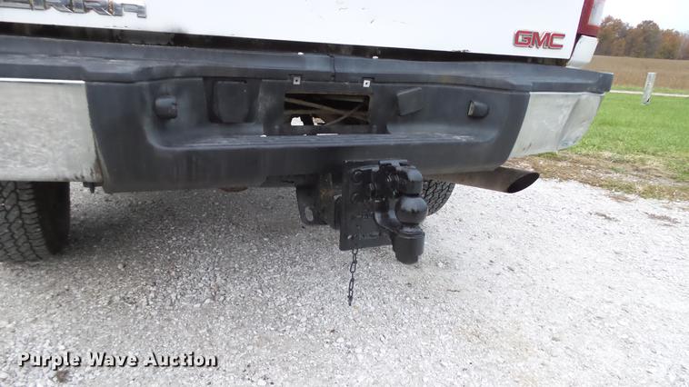 image for item DE4973 2008 GMC Sierra 2500HD Crew Cab pickup truck