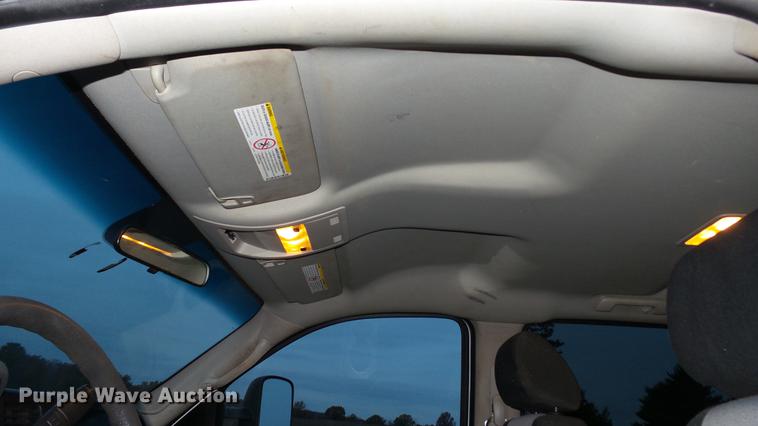 image for item DE4973 2008 GMC Sierra 2500HD Crew Cab pickup truck