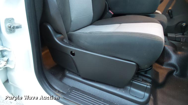 image for item DE4973 2008 GMC Sierra 2500HD Crew Cab pickup truck