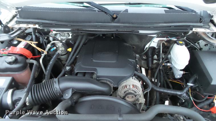 image for item DE4973 2008 GMC Sierra 2500HD Crew Cab pickup truck