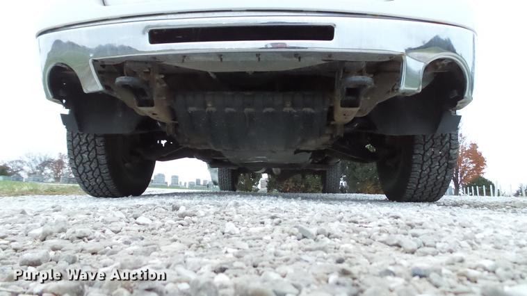 image for item DE4973 2008 GMC Sierra 2500HD Crew Cab pickup truck