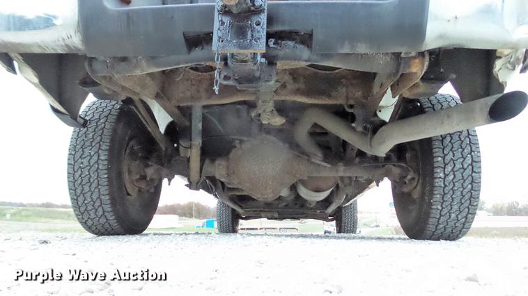 image for item DE4973 2008 GMC Sierra 2500HD Crew Cab pickup truck