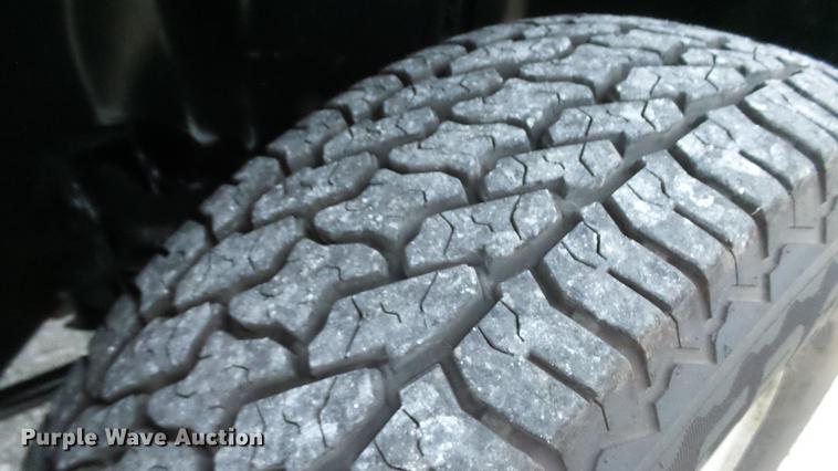 image for item DE4973 2008 GMC Sierra 2500HD Crew Cab pickup truck