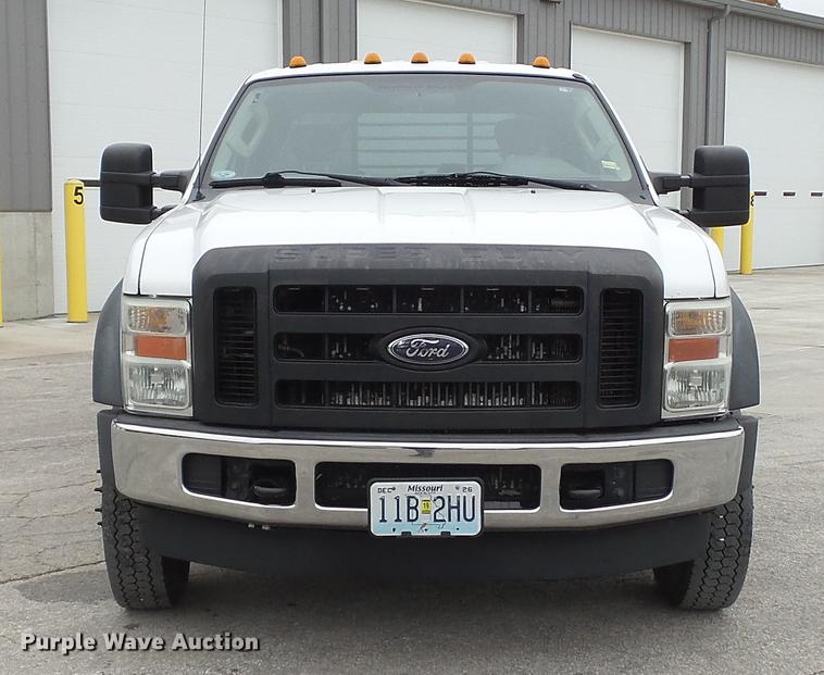image for item DE4999 2008 Ford F450 Super Duty XL Crew Cab flatbed truck