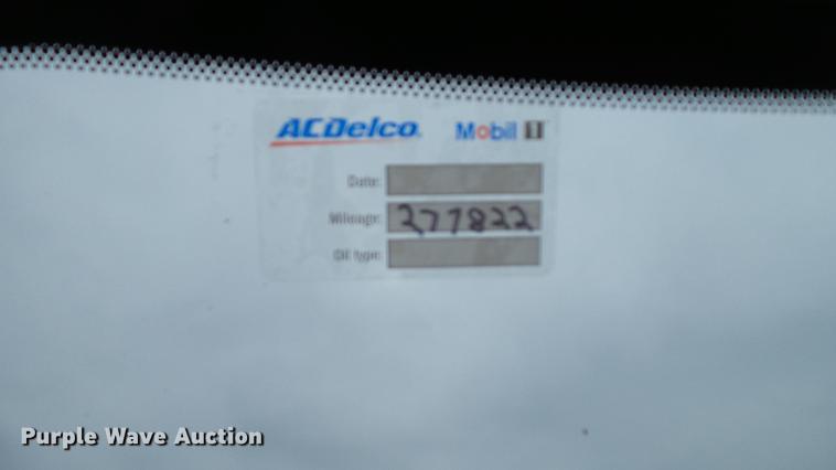 image for item DE4999 2008 Ford F450 Super Duty XL Crew Cab flatbed truck