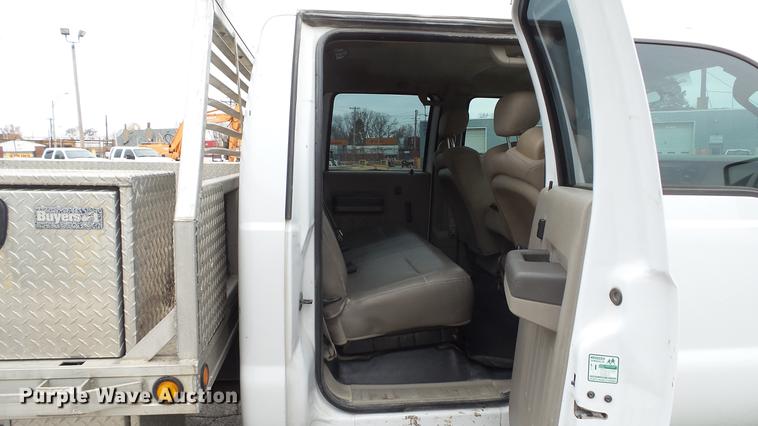 image for item DE4999 2008 Ford F450 Super Duty XL Crew Cab flatbed truck