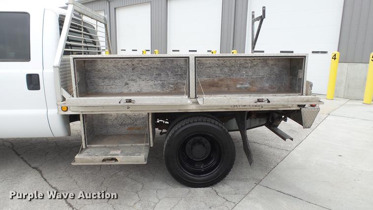 image for item DE4999 2008 Ford F450 Super Duty XL Crew Cab flatbed truck
