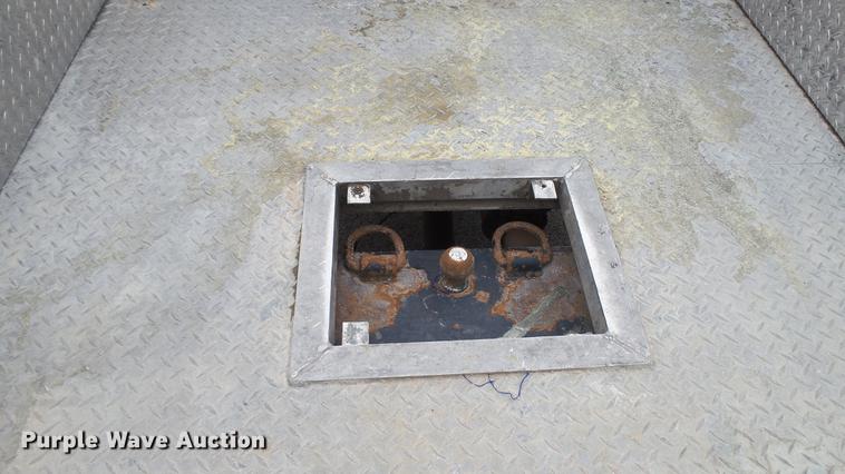 image for item DE4999 2008 Ford F450 Super Duty XL Crew Cab flatbed truck