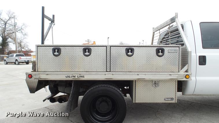 image for item DE4999 2008 Ford F450 Super Duty XL Crew Cab flatbed truck