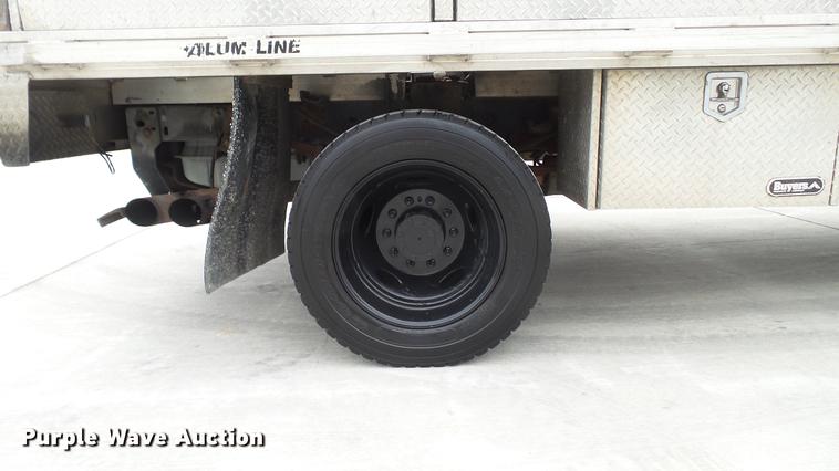 image for item DE4999 2008 Ford F450 Super Duty XL Crew Cab flatbed truck