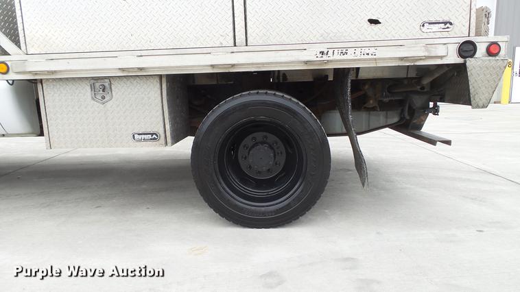 image for item DE4999 2008 Ford F450 Super Duty XL Crew Cab flatbed truck