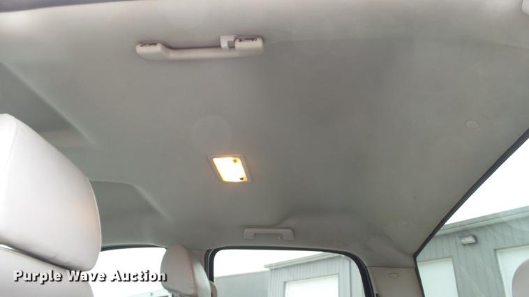 image for item DE5002 2009 Chevrolet Silverado 3500HD LT Crew Cab pickup truck