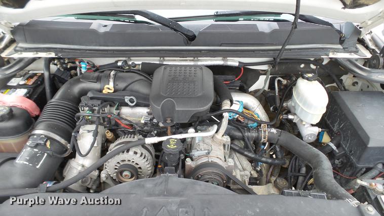 image for item DE5002 2009 Chevrolet Silverado 3500HD LT Crew Cab pickup truck