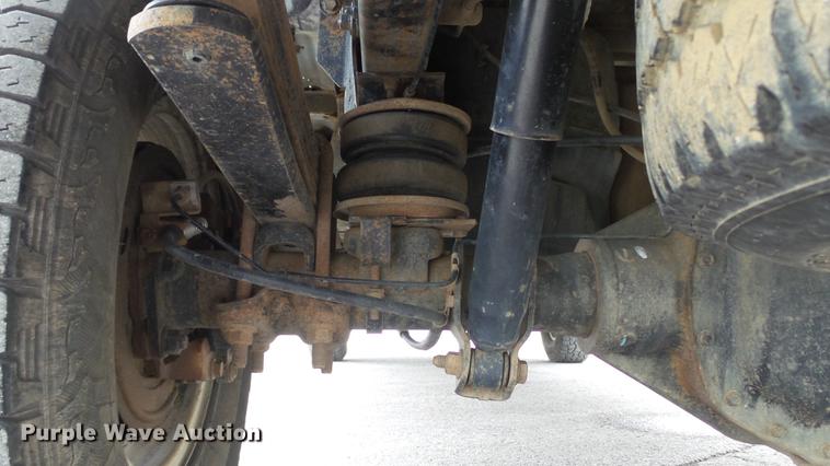 image for item DE5002 2009 Chevrolet Silverado 3500HD LT Crew Cab pickup truck