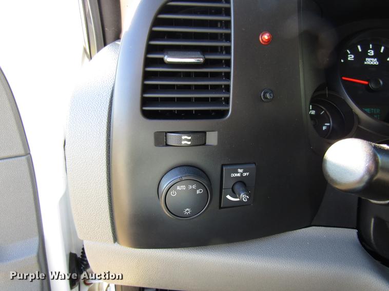 image for item DE5013 2010 Chevrolet Silverado 1500 Ext. Cab pickup truck