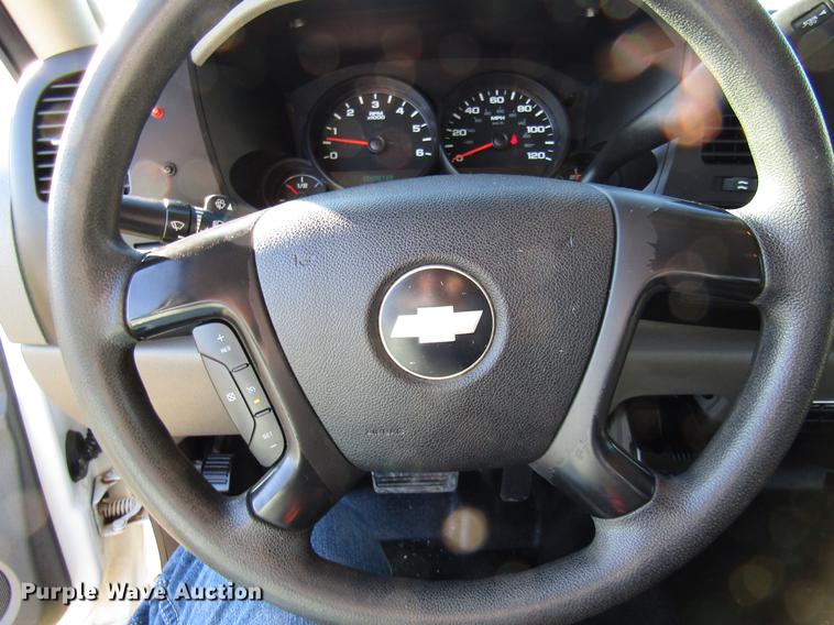 image for item DE5013 2010 Chevrolet Silverado 1500 Ext. Cab pickup truck