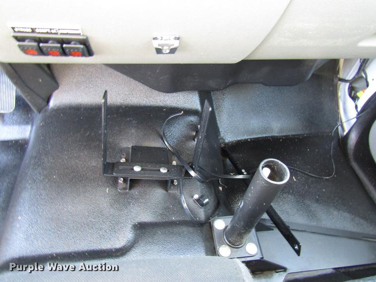 image for item DE5013 2010 Chevrolet Silverado 1500 Ext. Cab pickup truck