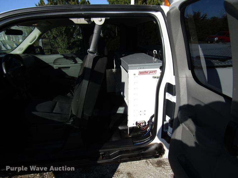 image for item DE5013 2010 Chevrolet Silverado 1500 Ext. Cab pickup truck