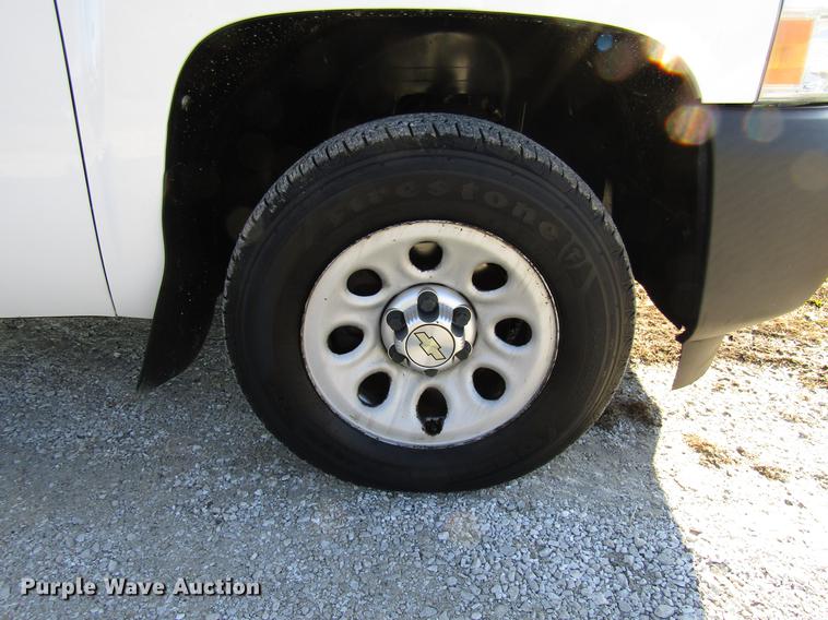 image for item DE5013 2010 Chevrolet Silverado 1500 Ext. Cab pickup truck