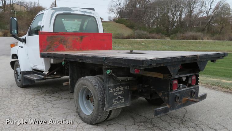 image for item DE5032 2007 Chevrolet C5500 dump flatbed truck