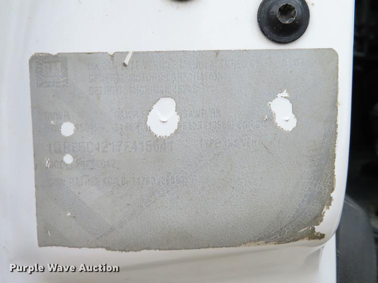 image for item DE5033 2007 Chevrolet C5500 flatbed truck