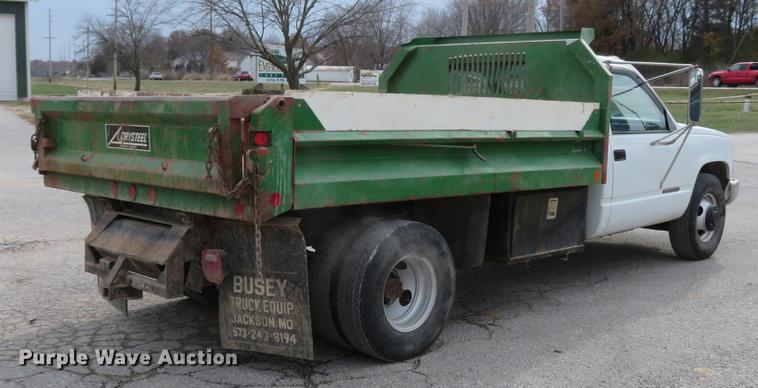 image for item DE5034 1990 GMC Sierra 3500 dump bed pickup truck