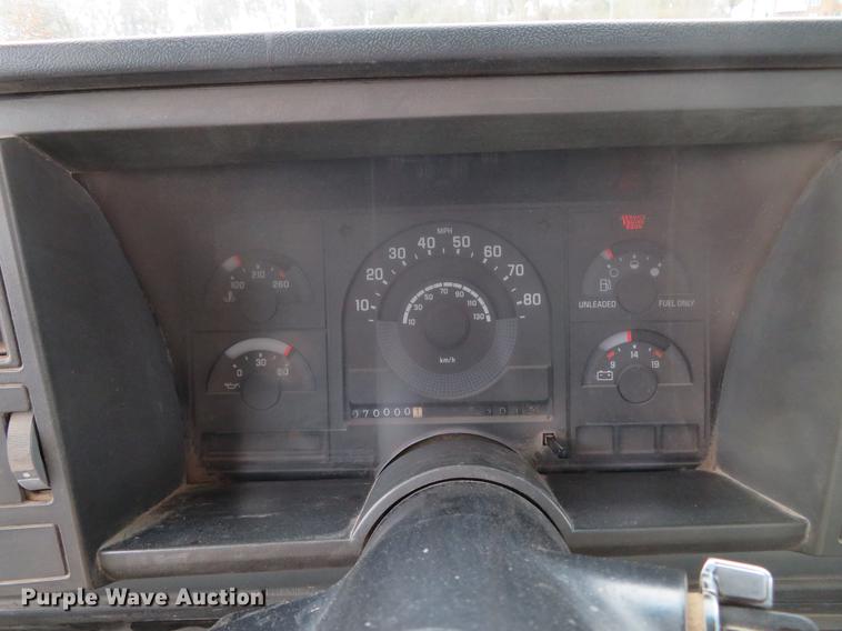 image for item DE5034 1990 GMC Sierra 3500 dump bed pickup truck