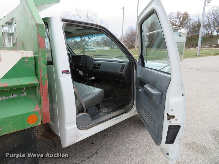 image for item DE5034 1990 GMC Sierra 3500 dump bed pickup truck