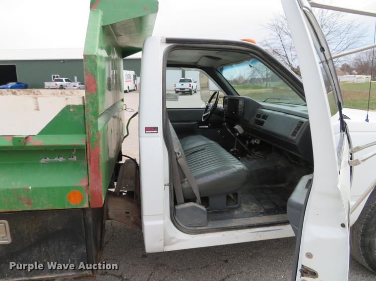 image for item DE5034 1990 GMC Sierra 3500 dump bed pickup truck