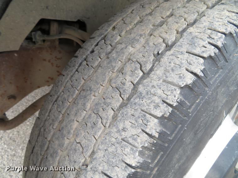 image for item DE5034 1990 GMC Sierra 3500 dump bed pickup truck