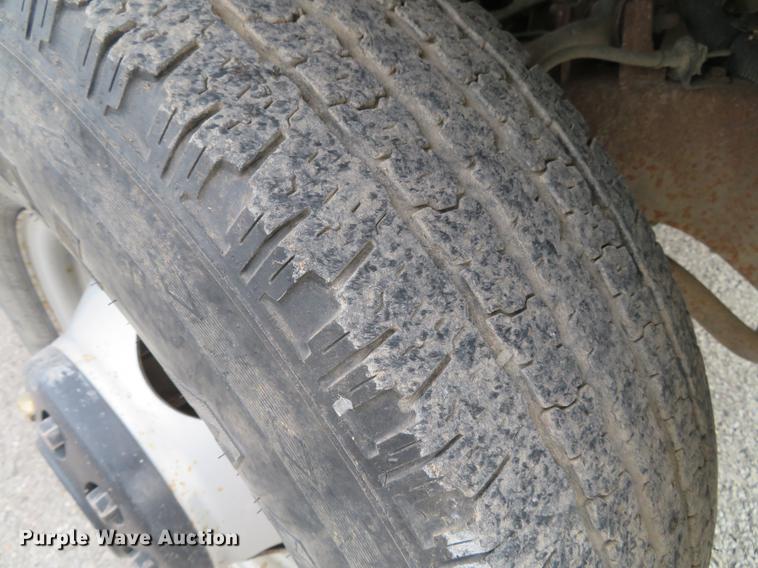 image for item DE5034 1990 GMC Sierra 3500 dump bed pickup truck