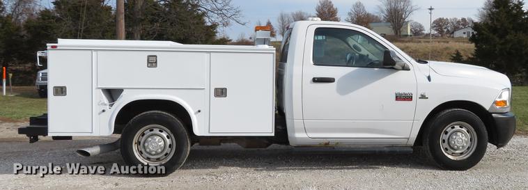 image for item DE5037 2010 Dodge Ram 2500HD utility bed pickup truck