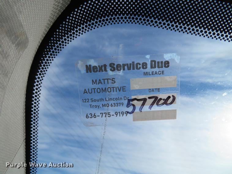 image for item DE5037 2010 Dodge Ram 2500HD utility bed pickup truck