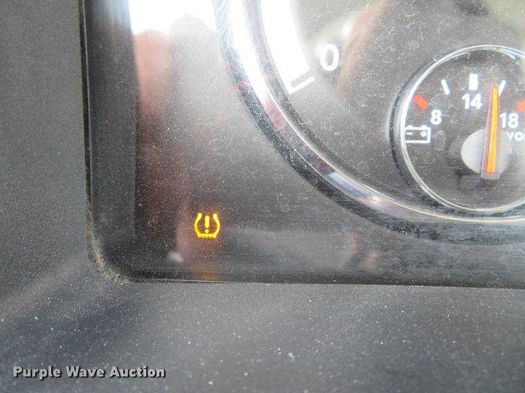 image for item DE5037 2010 Dodge Ram 2500HD utility bed pickup truck