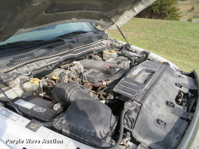 image for item DE5037 2010 Dodge Ram 2500HD utility bed pickup truck