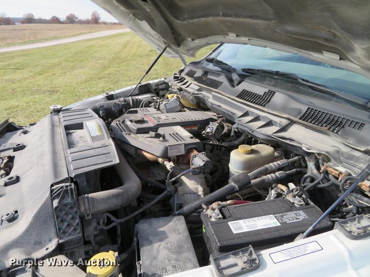 image for item DE5037 2010 Dodge Ram 2500HD utility bed pickup truck