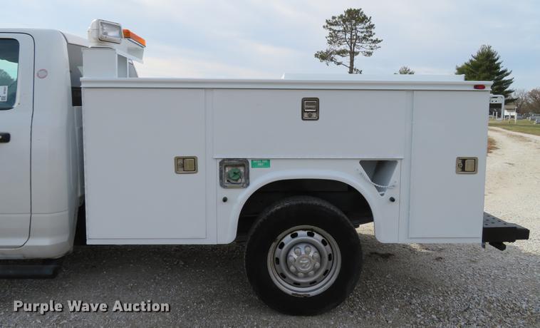 image for item DE5037 2010 Dodge Ram 2500HD utility bed pickup truck