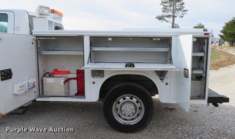 image for item DE5037 2010 Dodge Ram 2500HD utility bed pickup truck