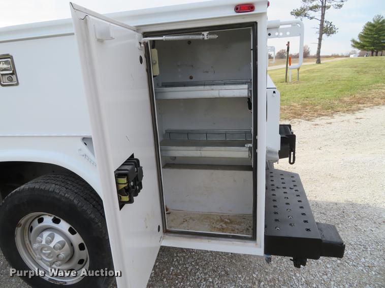 image for item DE5037 2010 Dodge Ram 2500HD utility bed pickup truck