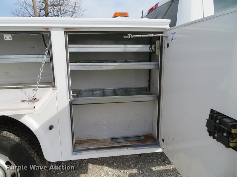 image for item DE5037 2010 Dodge Ram 2500HD utility bed pickup truck