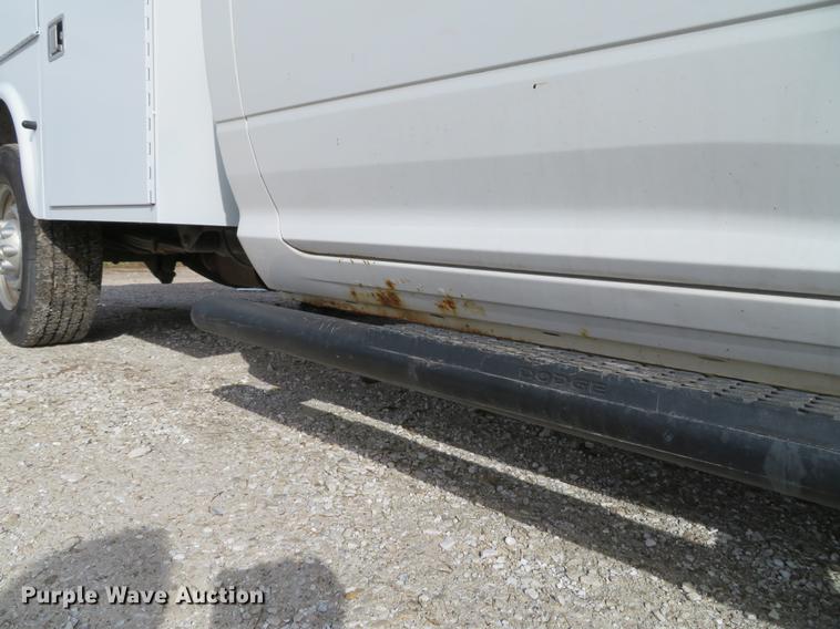 image for item DE5037 2010 Dodge Ram 2500HD utility bed pickup truck