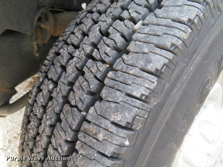 image for item DE5037 2010 Dodge Ram 2500HD utility bed pickup truck