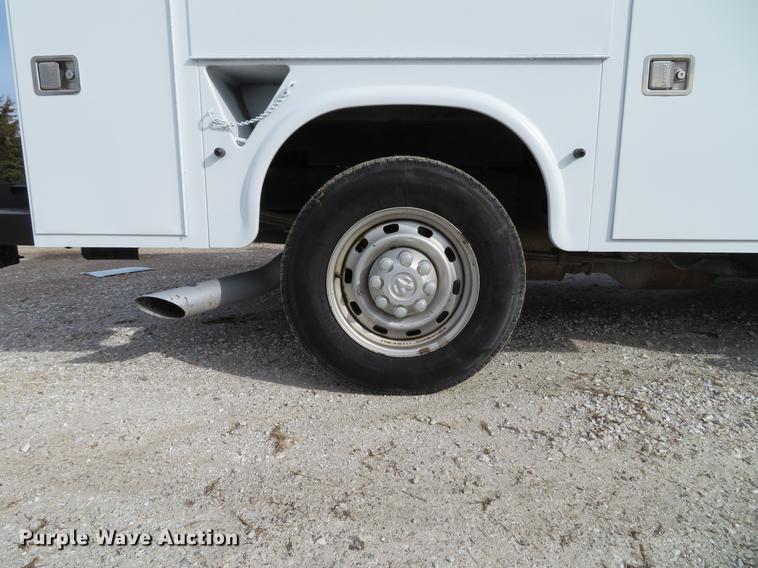 image for item DE5037 2010 Dodge Ram 2500HD utility bed pickup truck