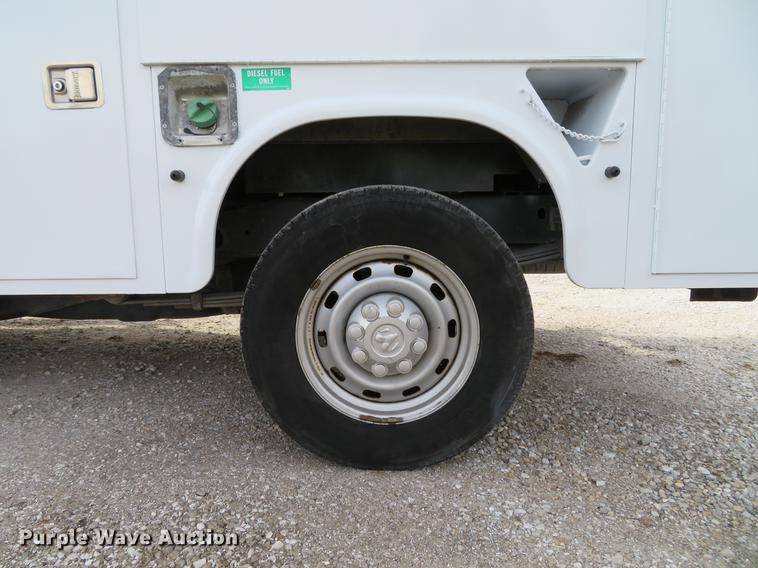 image for item DE5037 2010 Dodge Ram 2500HD utility bed pickup truck